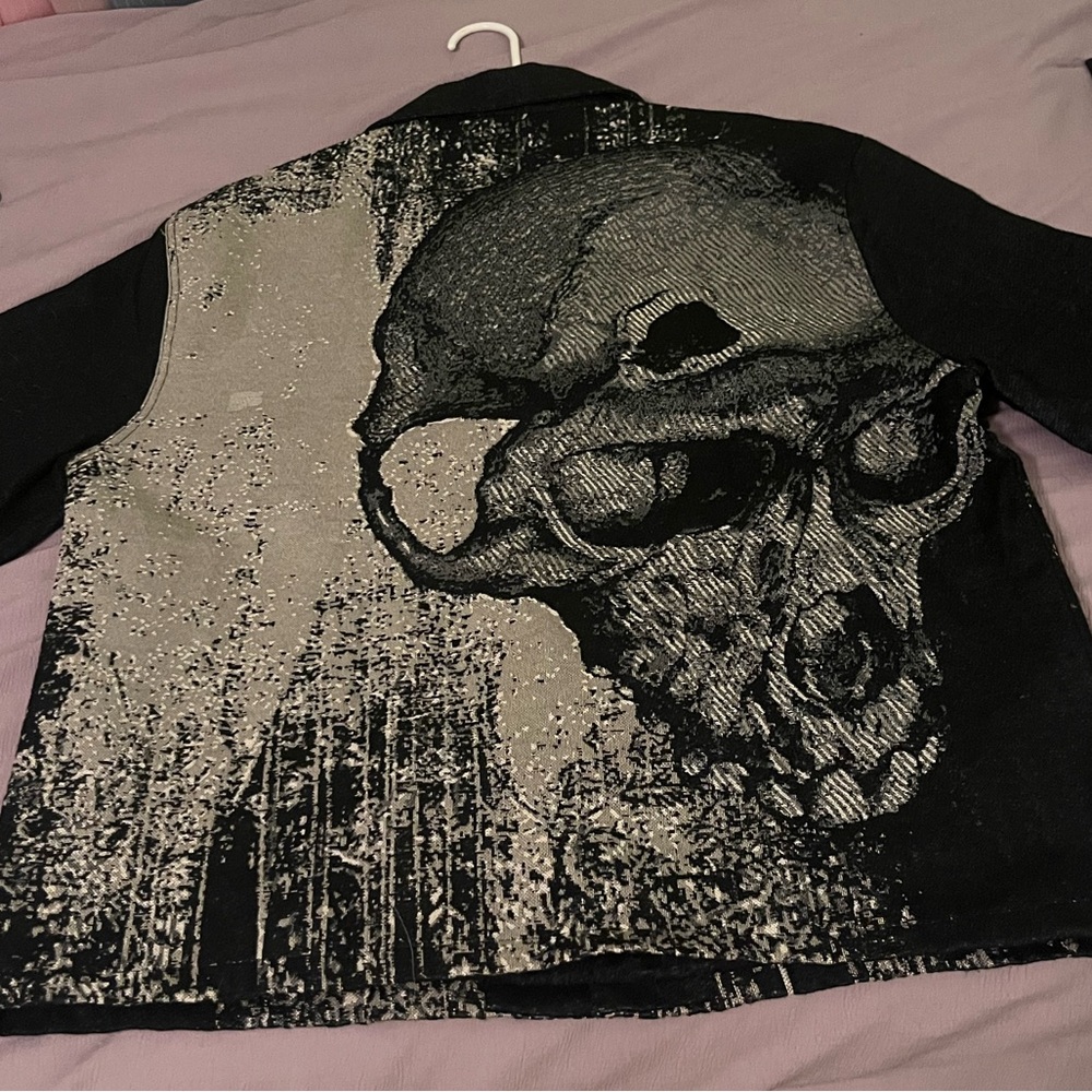 Skull Tapestry Button-Down Short Sleeve Shirt